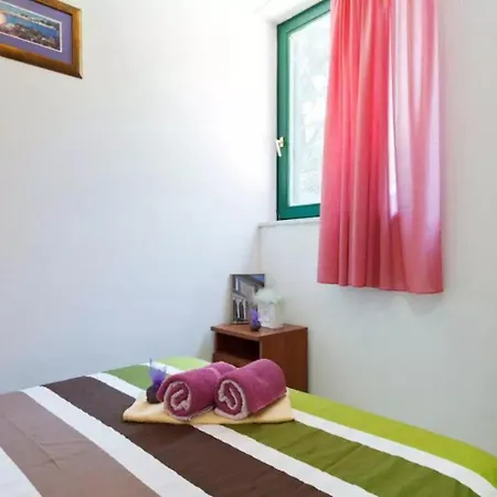 Ana - Central With Garden Διαμέρισμα