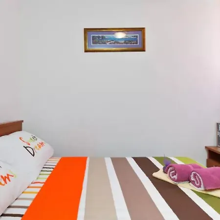 Ana - Central With Garden Διαμέρισμα